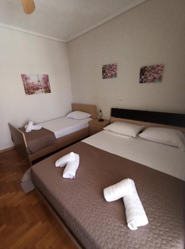 Golden Mirror In Kavala Apartment ภายนอก รูปภาพ