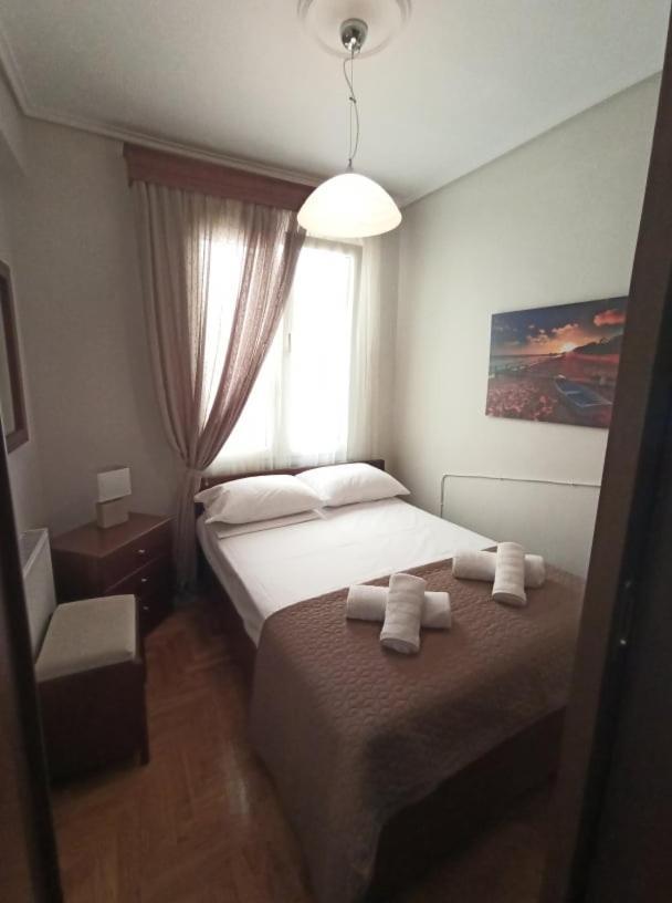 Golden Mirror In Kavala Apartment ภายนอก รูปภาพ