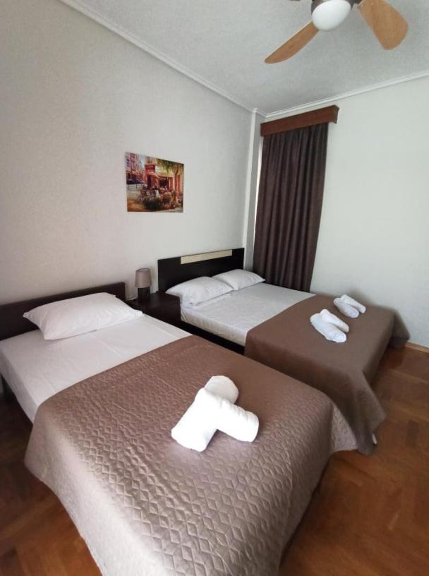 Golden Mirror In Kavala Apartment ภายนอก รูปภาพ