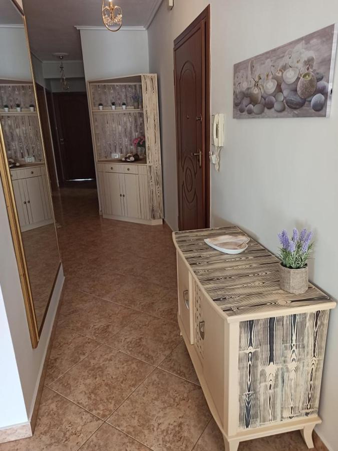 Golden Mirror In Kavala Apartment ภายนอก รูปภาพ