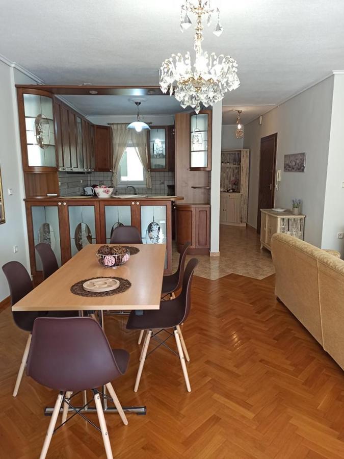Golden Mirror In Kavala Apartment ภายนอก รูปภาพ